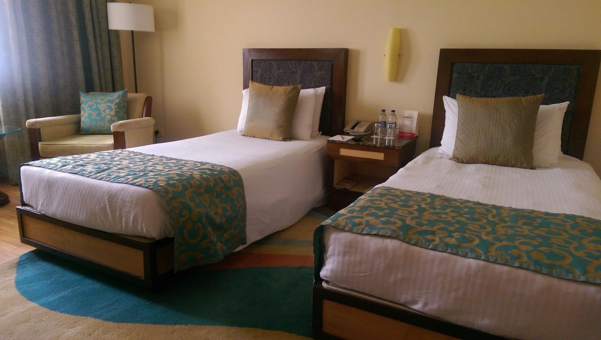 Vivanta Bengaluru Residency Road Eksteriør billede