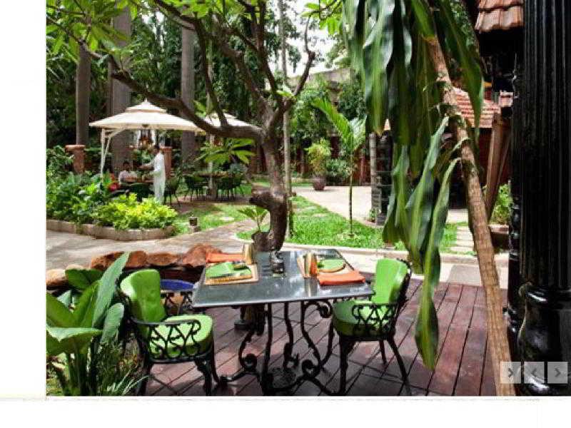Vivanta Bengaluru Residency Road Eksteriør billede